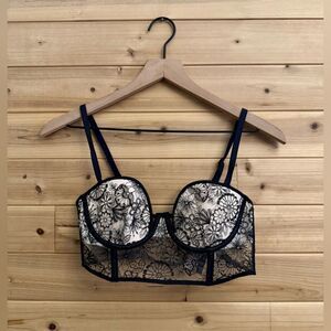 NWT Victorias Secret Size 34C Underwire Embroidered Metallic Push Up Bustier Bra